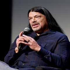 Metallica Bassist Robert Trujillo Shares Poignant Tribute Before Attending Ozzy Osbourne’s Funeral: ..