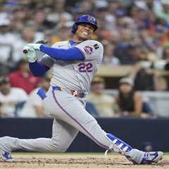 Juan Soto exits game with foot injury in major Mets worry