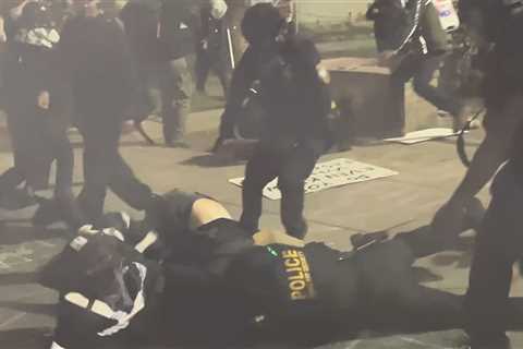 Portland ICE Facility Protests Descends Into Chaos, on Video