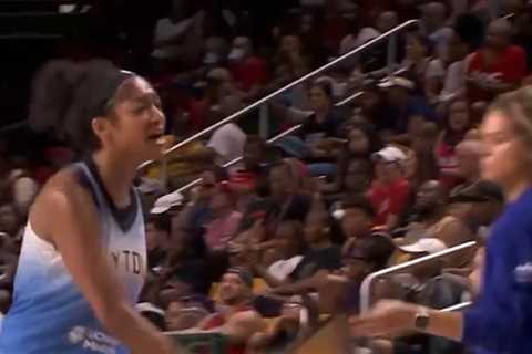 Angel Reese Slaps Clipboard Out Of Coach's Hand During Sky Loss