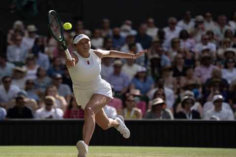 Coco Gauff offers uplifting message to Amanda Anisimova after Wimbledon heartbreak