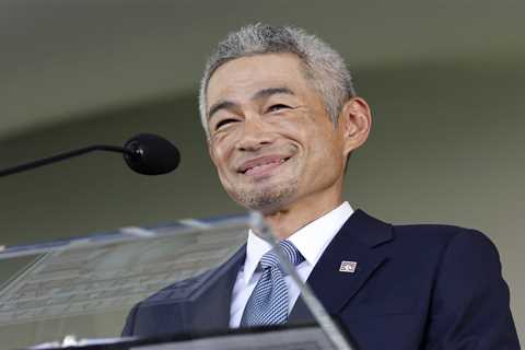 Ichiro hilariously needles lone writer who left him off Hall of Fame ballot