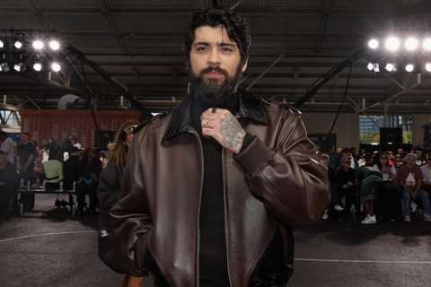 Zayn Malik Attends BLACKPINK’s DEADLINE World Tour With Daughter Khai: ‘LOVED IT’