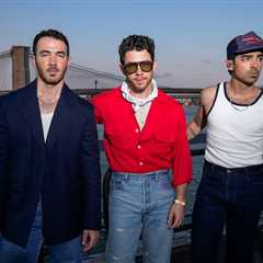 Jonas Brothers Recall Time Astronaut Buzz Aldrin Told Them to Buzz Off Over Photo Op: ‘He Refused’
