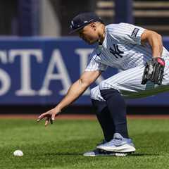 Giancarlo Stanton holds his own during first outfield chance in two years