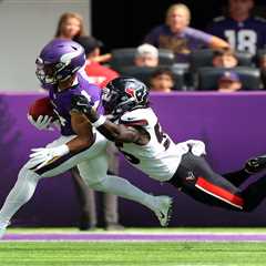 Vikings’ Rondale Moore could be out for the season after another ‘heartbreaking’ injury