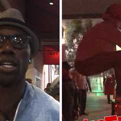 Remember When This Pro Football Star Showed Off His Hops?!