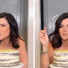 'Saved by the Bell' Alum Tiffani Thiessen Eats Naked Cake, Naked, on Camera