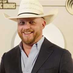 Cody Johnson On Winning Spirit Award, Luke Bryan’s Influence, Giving Back to the Community & More | ..