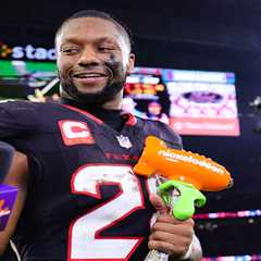 Texans GM’s comments spark worries Joe Mixon could miss whole season