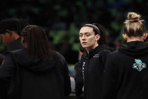 Breanna Stewart’s indefinite injury absence adds to growing list of Liberty questions