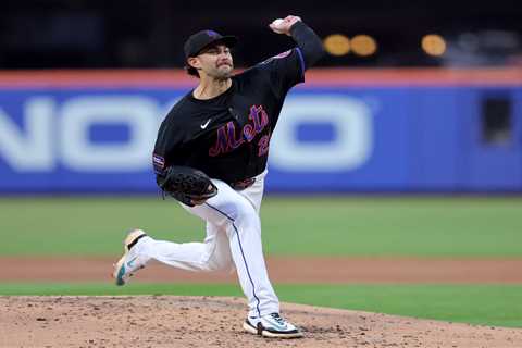 Carlos Mendoza plans for Mets’ five-man rotation to stick — for now