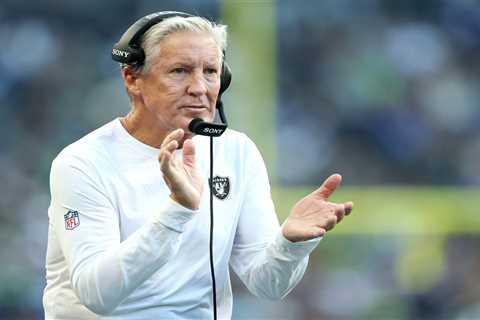 Pete Carroll’s return to Seattle wasn’t without brief moment of confusion