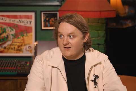 Lewis Capaldi Met Justin Bieber at a Party and Totally Thought They Were Pals Until He Texted Him..