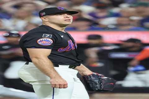 Mets’ free fall continues with latest bullpen collapse in crushing loss to Mariners