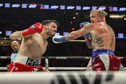 Boxer Julio Cesar Chavez Jr. in Mexican prison after being deported from U.S.