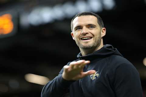 Derek Carr quickly lands media job after shock NFL retirement