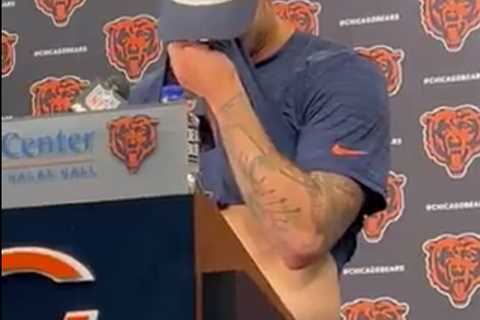 Bears’ Tyson Bagent gets emotional in touching scene after $10 million contract extension