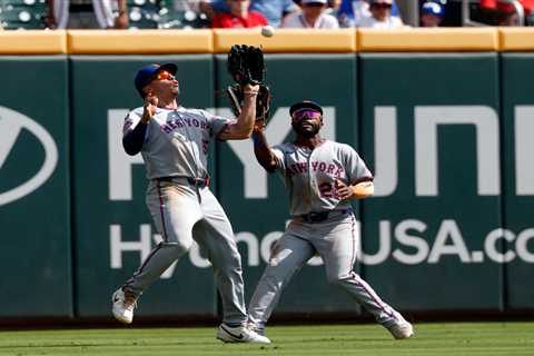 The Yankees flubbed their test, now the Mets face their defining chance