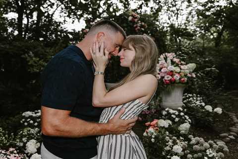 Taylor Swift shows off engagement ring from Travis Kelce in amazing proposal photos