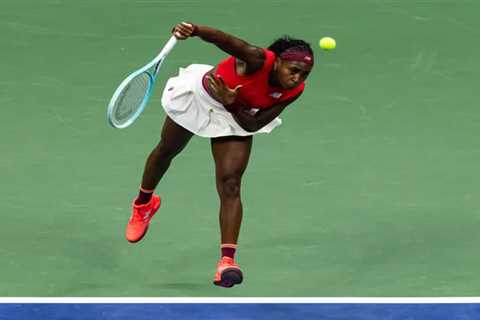 Coco Gauff survives while revamping her serve at same time