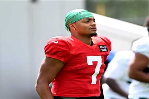 Why Jets GM believes Justin Fields can make the Baker Mayfield leap