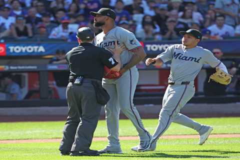 Benches clear in Mets-Marlins game after Mark Vientos gets hit by pitch
