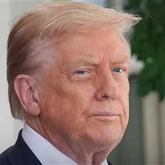 Donald Trump Torpedoes Online Rumors That He's Dying