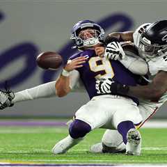 J.J. McCarthy out multiple weeks with ‘crushing’ Vikings injury