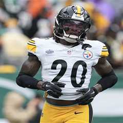 Steelers making change after rookie Kaleb Johnson’s massive kick return blunder