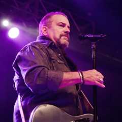 The Mavericks’ Raul Malo Gives an Update on His Ongoing Cancer Battle: ‘I Am in No Way Alone,..