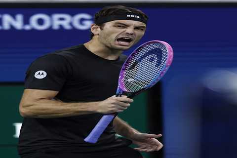 Taylor Fritz keeps American men’s slim hopes alive with convincing win to reach US Open..