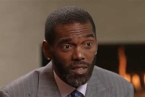 Randy Moss Had 'Parts Of Several Organs' Removed During Cancer Battle