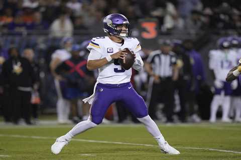 J.J. McCarthy away from Vikings with fiancée in labor after thrilling NFL debut