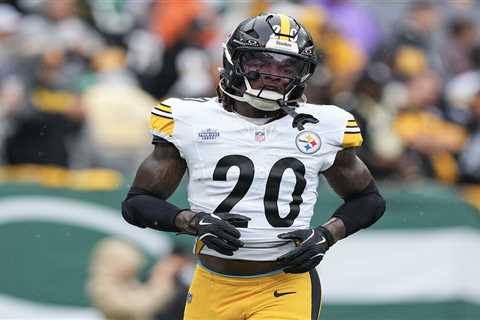 Steelers making change after rookie Kaleb Johnson’s massive kick return blunder