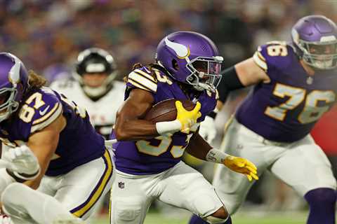 Aaron Jones lands on IR in latest Vikings injury crusher