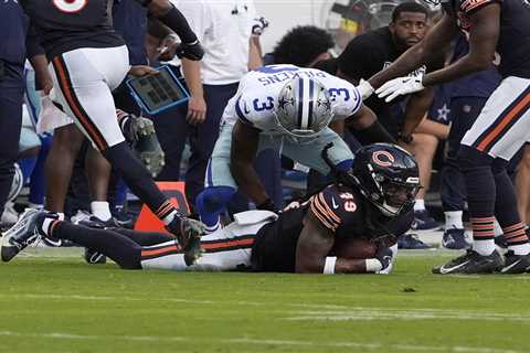 George Pickens throws helmet-slamming tantrum on sideline after his brutal Cowboys play