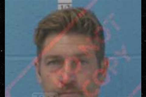 Jay Cutler Reports To Jail For DUI Sentence