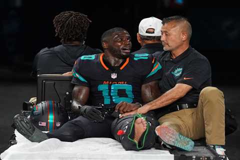 Dolphins facing $11 million Tyreek Hill question with Miami future in doubt