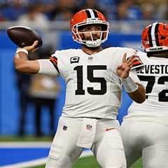 Shedeur Sanders goes into weird mime mode after Browns make QB change