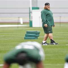 Nick Mangold is turning to his old Jets mentality in kidney donor search