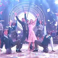 Robert Irwin Busts a Breakdance Move as ‘DWTS’ Celebrates ‘Wicked’: Watch