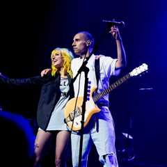 7 Highlights From 2025 Musicians on Musicians Concert Starring Hayley Williams, Jack Antonoff, Role ..