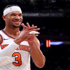 Josh Hart plays like a ‘monster’ on the boards in his Knicks season debut