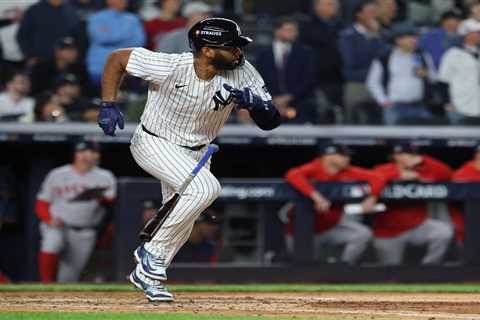 Yankees’ fourth-inning hit parade chases Red Sox starter Connelly Early from Game 3