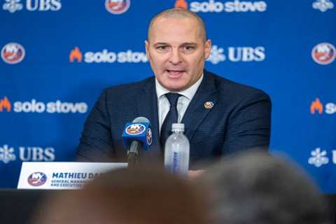 Mathieu Darche has always overachieved — and the Islanders are his next challenge