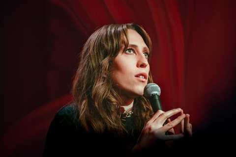 The Best Comedy Specials to Stream Right Now (Critic’s Picks)