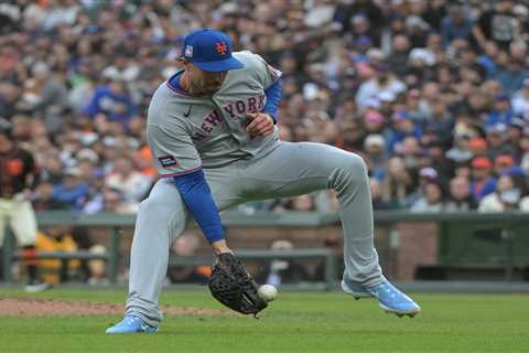 David Peterson, Luis Torrens named Gold Glove finalists with chance to snap Mets drought
