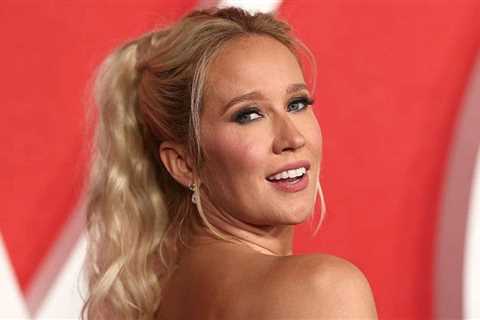 Anna Camp Shared Why She Didn't Come Out Until Her 40s: I Was Merely Surviving