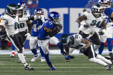 Darius Slayton’s Giants return should ease weight on Wan’Dale Robinson’s shoulders